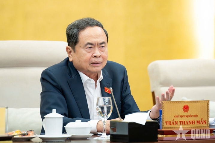 国会常务委员会第51次会议：人工智能是经济社会发展的核心动力